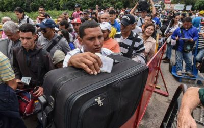 Venezuela: ACNUR presenta nuevas directrices de protección, ante la huida de venezolanos por América Latina